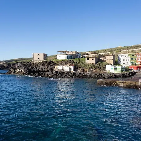 度假居 Home2book Charming Sea Front House *