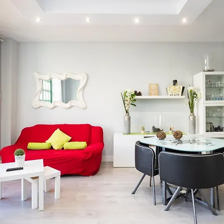 度假居 Home2book Charming Sea Front House *