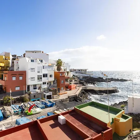 Home2book Charming Sea Front House