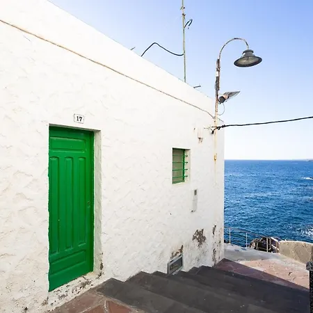 Home2book Charming Sea Front House El Escobonal