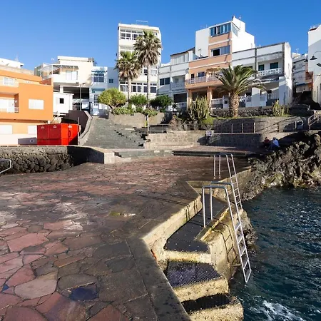 Home2book Charming Sea Front House * El Escobonal